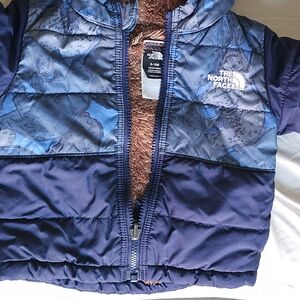 The North Face Kids Navy and Blue Puffer Jacket